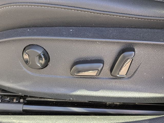 2021 Volkswagen Passat 2.0T SE Automatic - 22983478 - 19