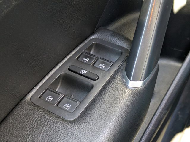 2021 Volkswagen Passat 2.0T SE Automatic - 22983478 - 24