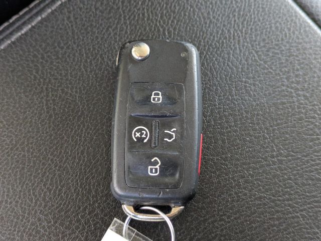 2021 Volkswagen Passat 2.0T SE Automatic - 22983478 - 29