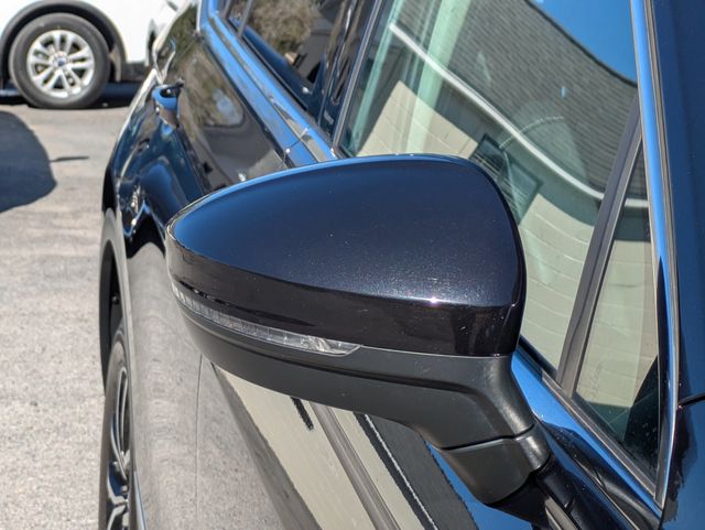 2021 Volkswagen Tiguan  - 22983477 - 11