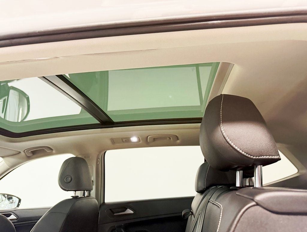 2021 Volkswagen Tiguan 2.0T SE - 22928403 - 36