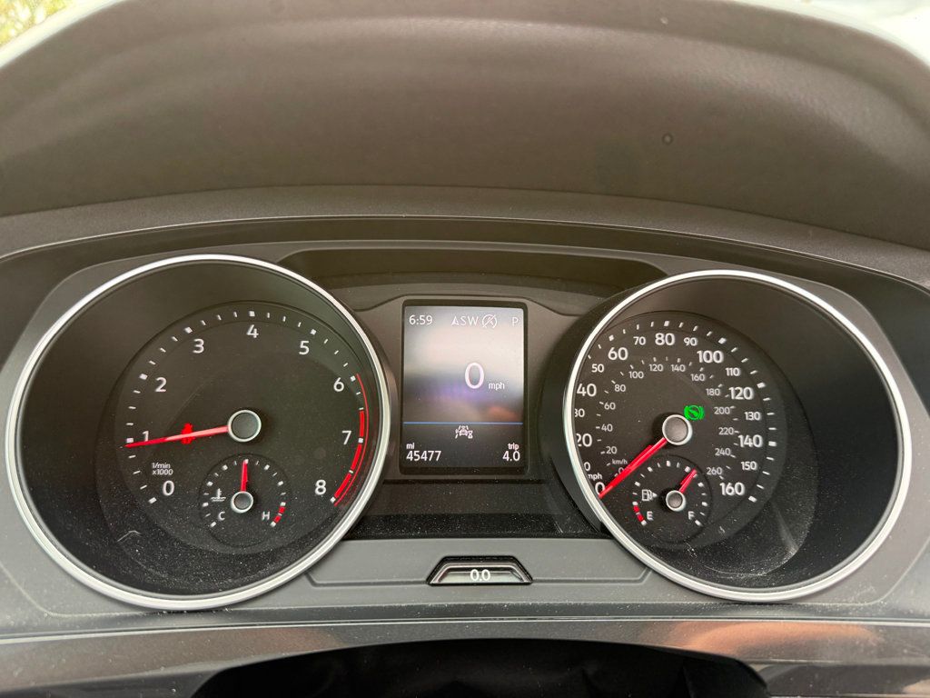 2021 Volkswagen Tiguan SE photo 12