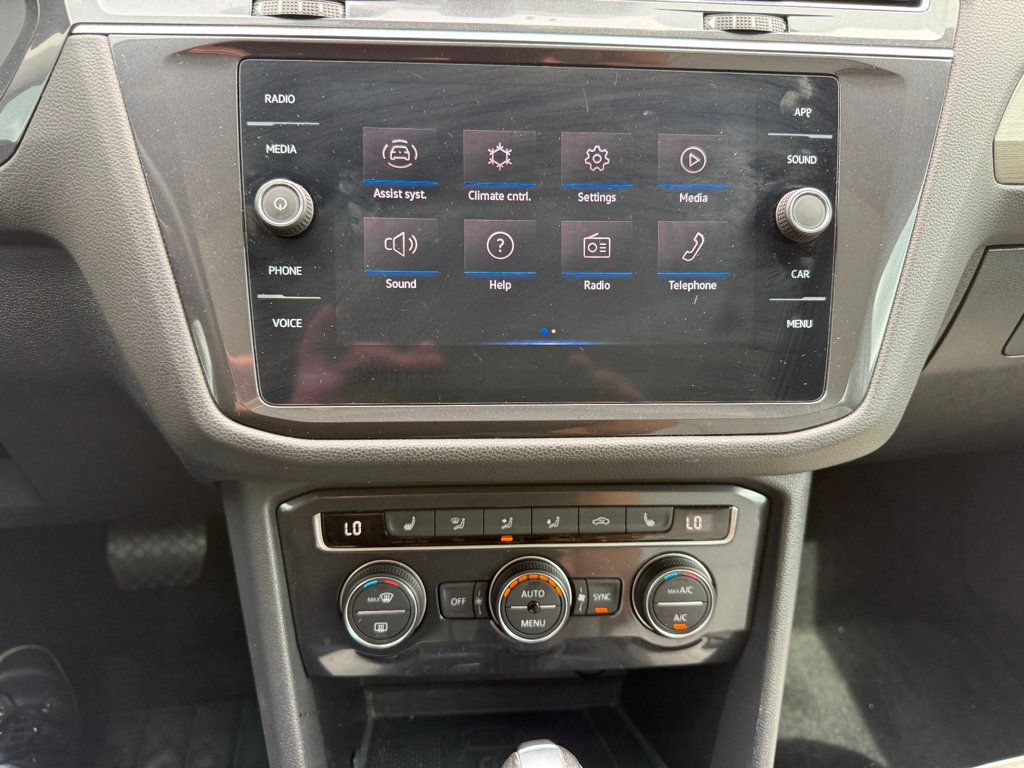 2021 Volkswagen Tiguan SE photo 15