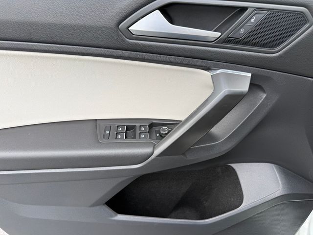 2021 Volkswagen Tiguan 2.0T SE - 22910194 - 27