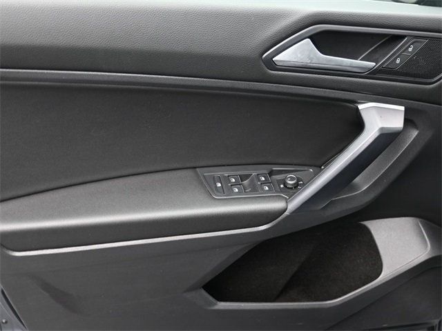 2021 Volkswagen Tiguan 2.0T SE FWD - 22951639 - 4