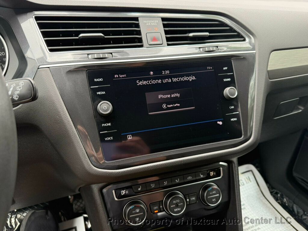 2021 Volkswagen Tiguan SEL photo 17