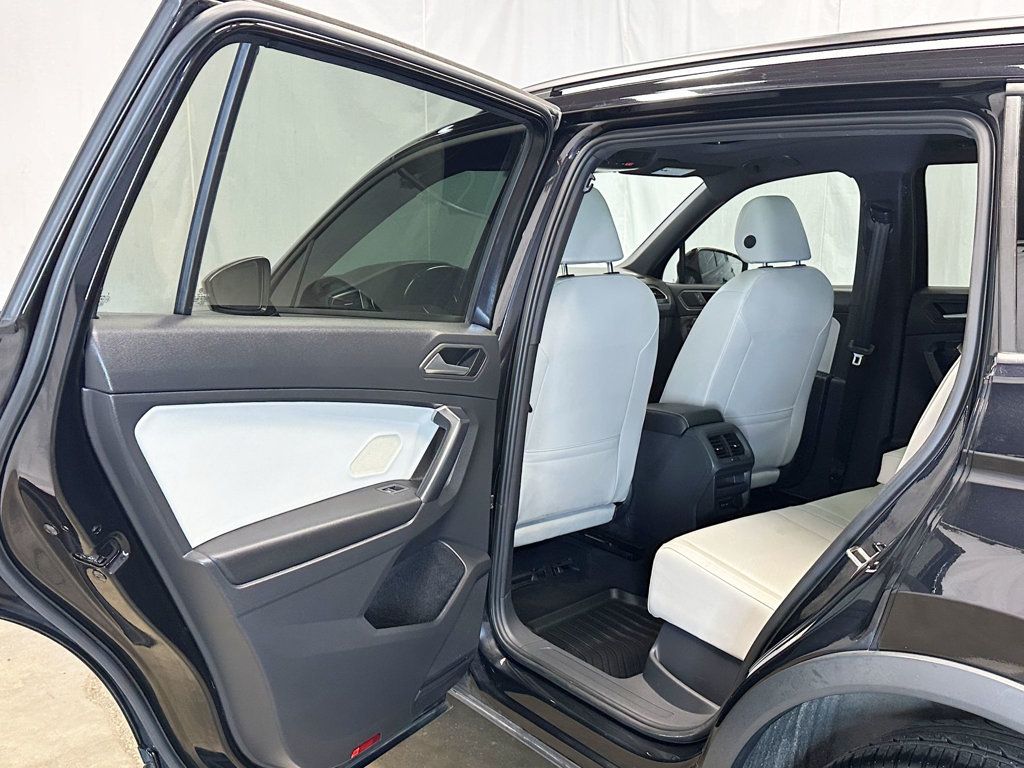 2021 Volkswagen Tiguan 2.0T SE R-Line Black 4MOTION - 23067953 - 36