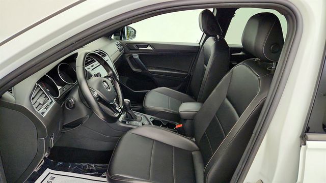 2021 Volkswagen Tiguan 2.0T SE R-Line Black 4MOTION - 23079136 - 19