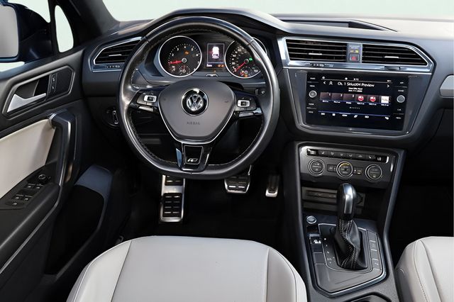 2021 VOLKSWAGEN TIGUAN 2.0T SE R-Line Black FWD - 22873160 - 18