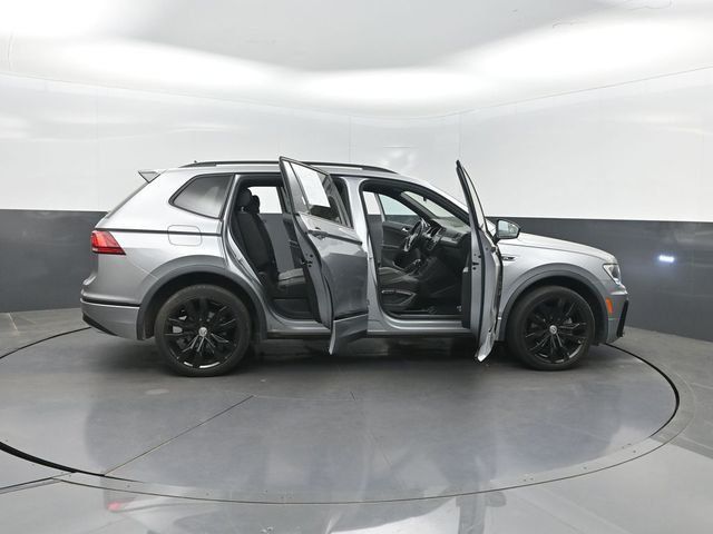 2021 Volkswagen Tiguan 2.0T SE R-Line Black FWD - 23004475 - 34
