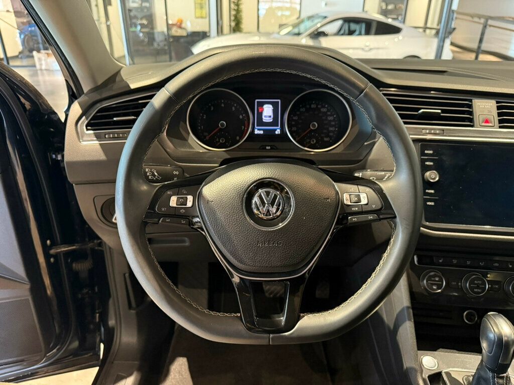 2021 Volkswagen Tiguan LocalTrade/SE/3rdRow/HtdSeats/BackUpCam/10WayPwrSeats/AdapCruise - 22718996 - 11