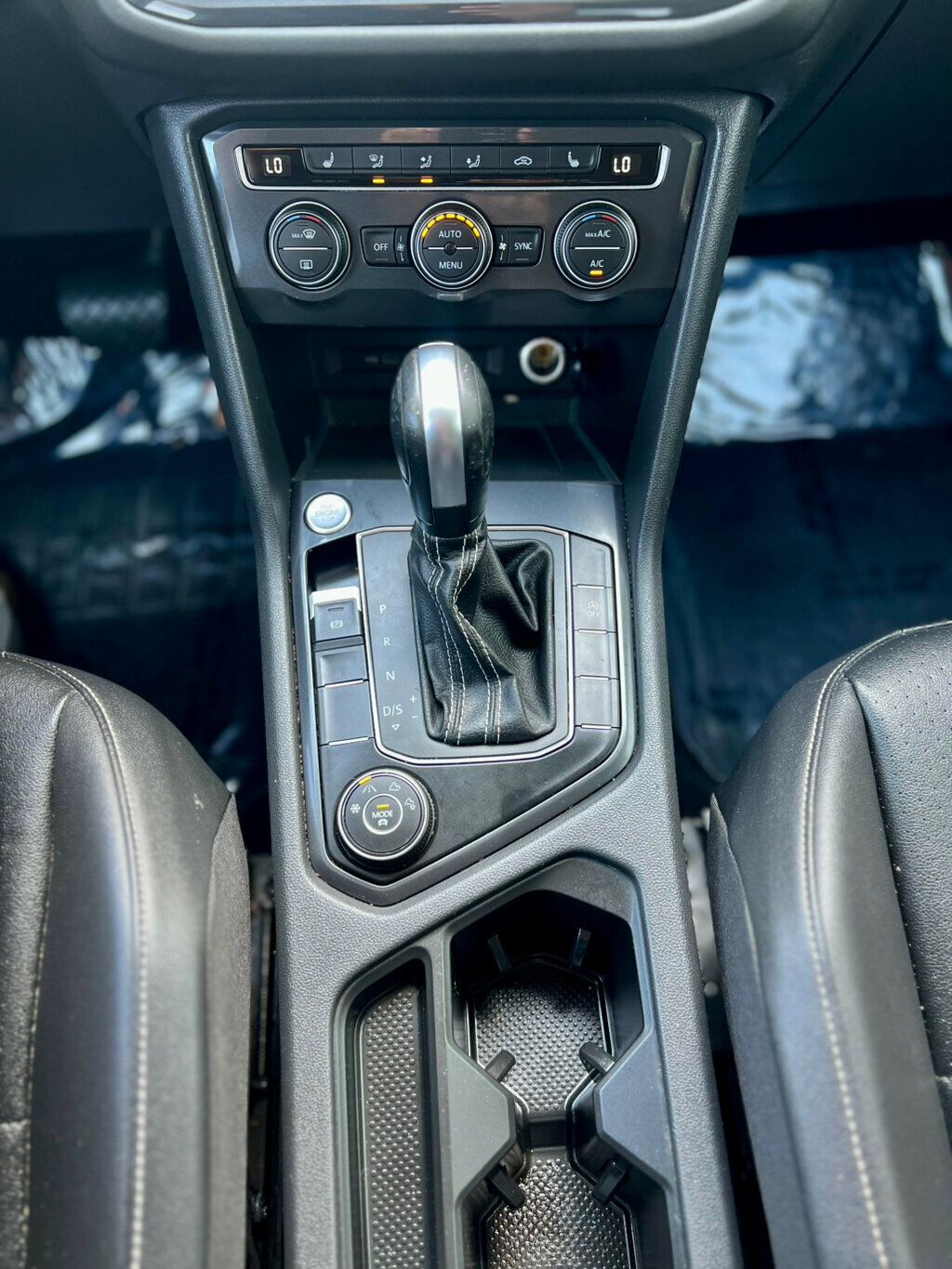 2021 Volkswagen Tiguan SE - 23036043 - 25