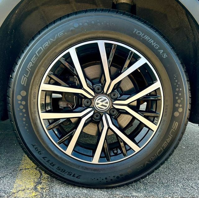 2021 Volkswagen Tiguan SE - 23036043 - 26