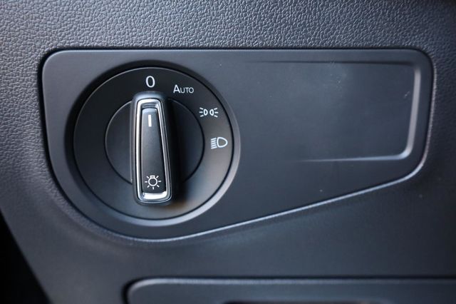 2021 Volkswagen Tiguan SE - 23030859 - 31