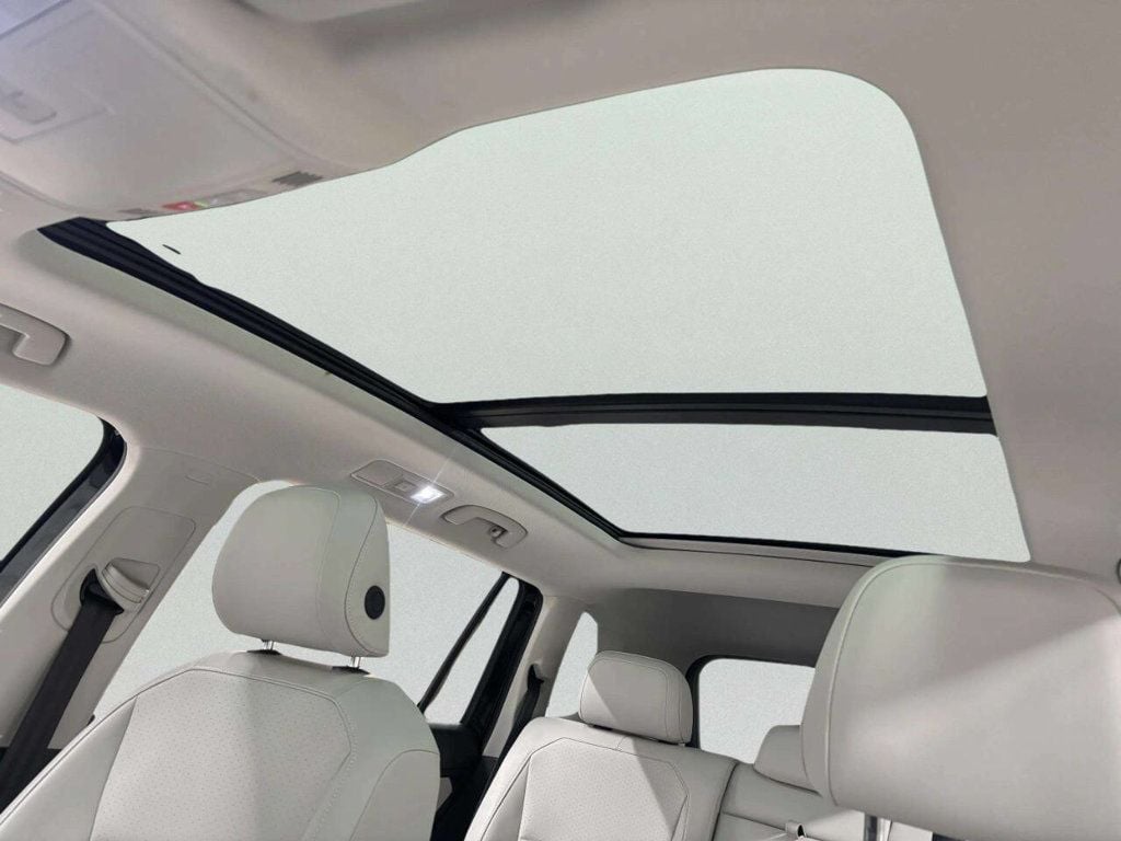 2021 Volkswagen Tiguan SE 4Motion AWD 4dr SUV - 22983761 - 11