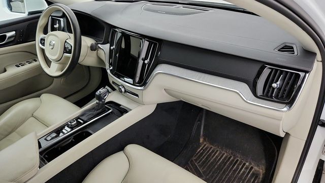 2021 Volvo S60 T5 AWD Inscription with Advanced & Climate Packages - 22944949 - 24