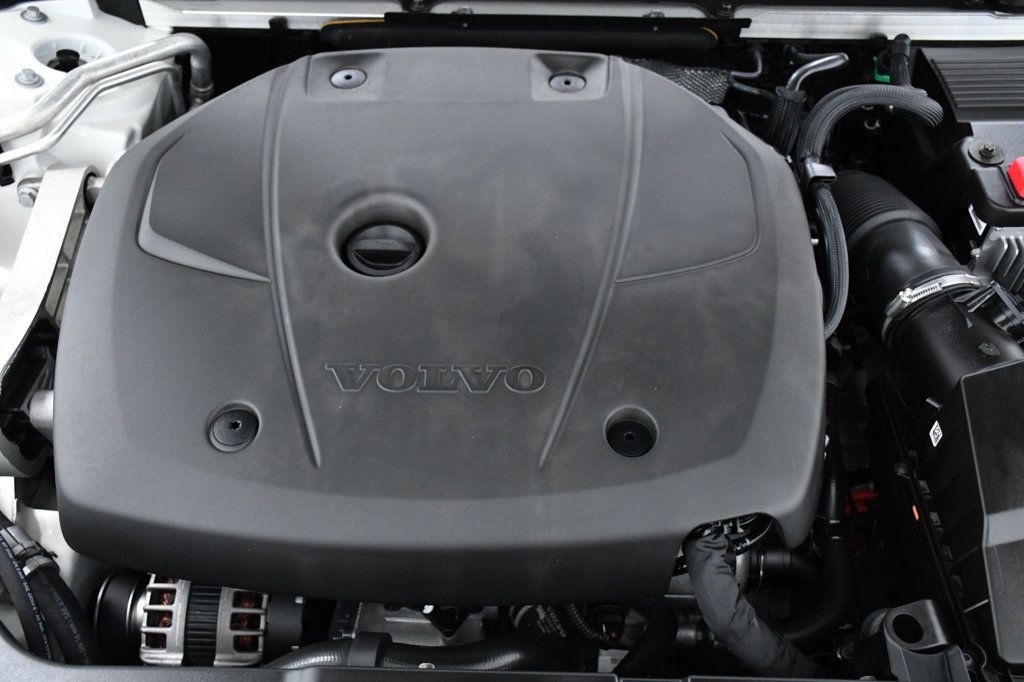 2021 Volvo S60 T5 FWD Momentum - 23008387 - 18