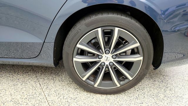 2021 Volvo S60 T5 FWD Momentum - 23097636 - 8
