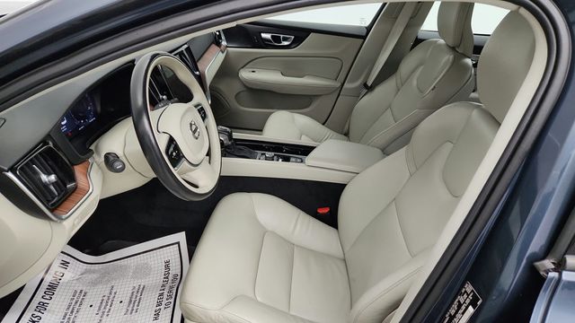 2021 Volvo S60 T5 FWD Momentum - 23097636 - 16