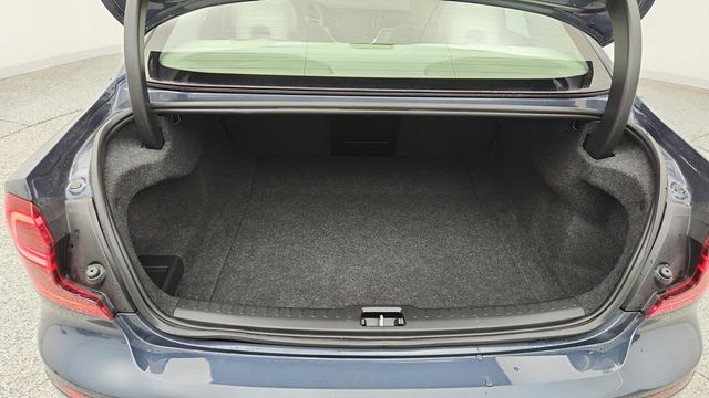 2021 Volvo S60 T5 FWD Momentum - 23097636 - 18