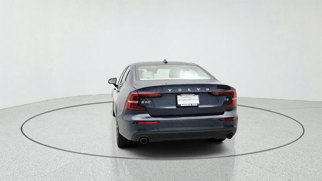 2021 Volvo S60 T5 FWD Momentum - 23097636 - 5
