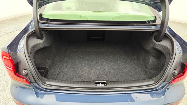 2021 Volvo S60 T5 FWD Momentum w/ Climate Pkg & harman/kardon Premium Audio - 23097636 - 18