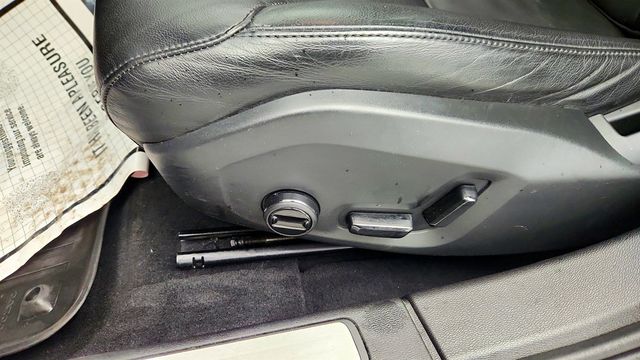 2021 Volvo S60 T6 AWD Momentum with Advanced, Premium & Climate Packages - 22988246 - 11