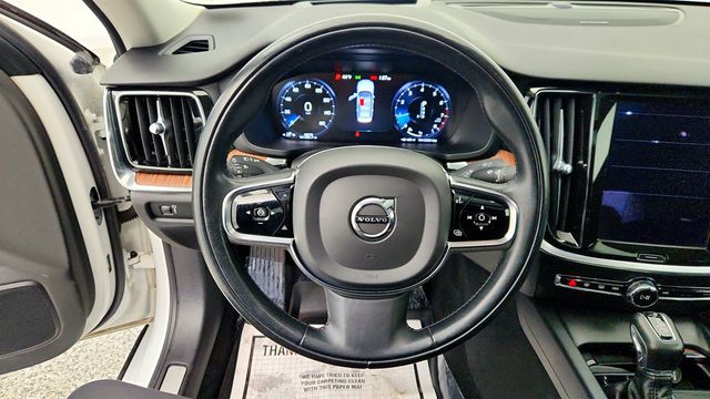 2021 Volvo S60 T6 AWD Momentum with Advanced, Premium & Climate Packages - 22988246 - 13