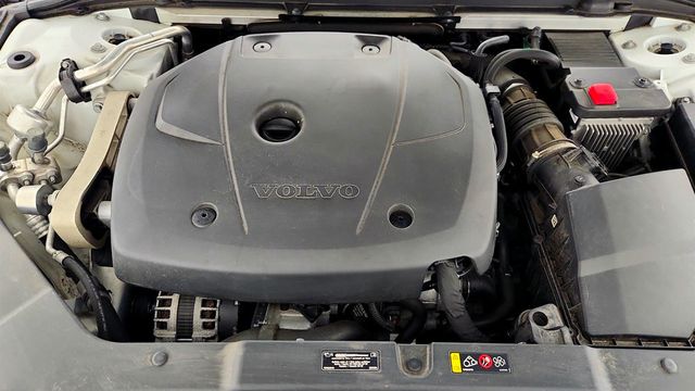 2021 Volvo S60 T6 AWD Momentum with Advanced, Premium & Climate Packages - 22988246 - 26