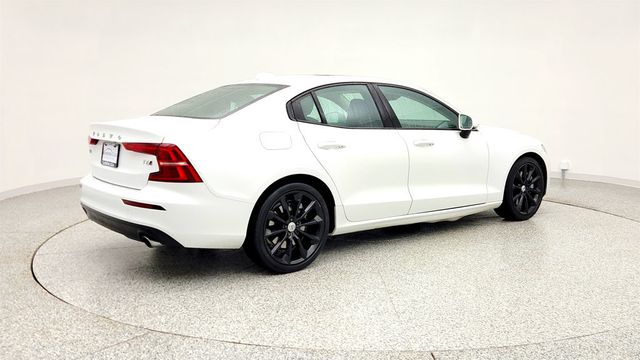2021 Volvo S60 T6 AWD Momentum with Advanced, Premium & Climate Packages - 22988246 - 4