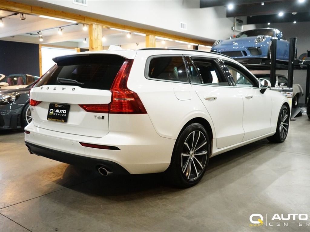 2021 Volvo V60 T5 AWD Momentum - 22762499 - 3