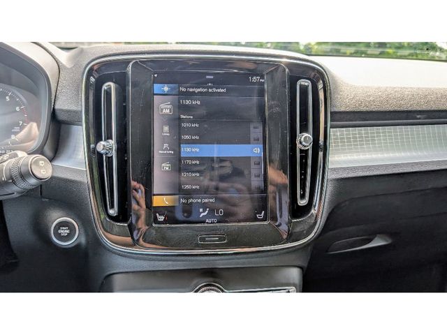 2021 Volvo XC40 Momentum - 22954524 - 23