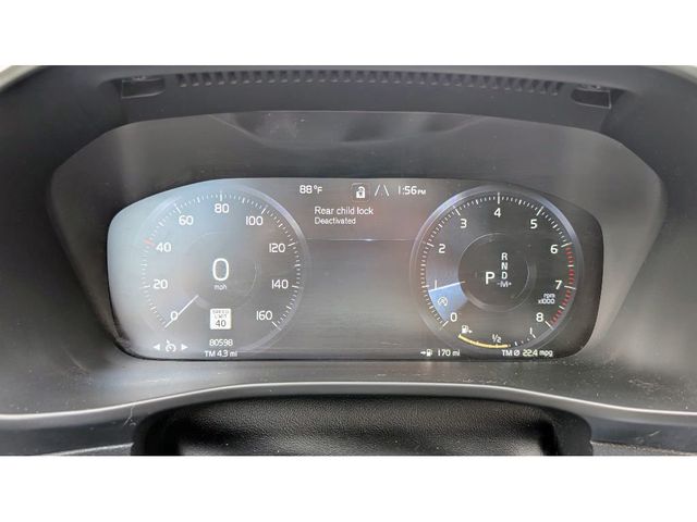 2021 Volvo XC40 Momentum - 22895929 - 18