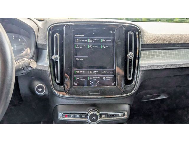 2021 Volvo XC40 Momentum - 22895929 - 20