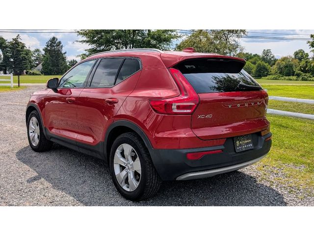 2021 Volvo XC40 Momentum - 22895929 - 4