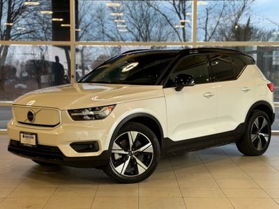 2021 Volvo XC40 - YV4ED3UR1M2547189