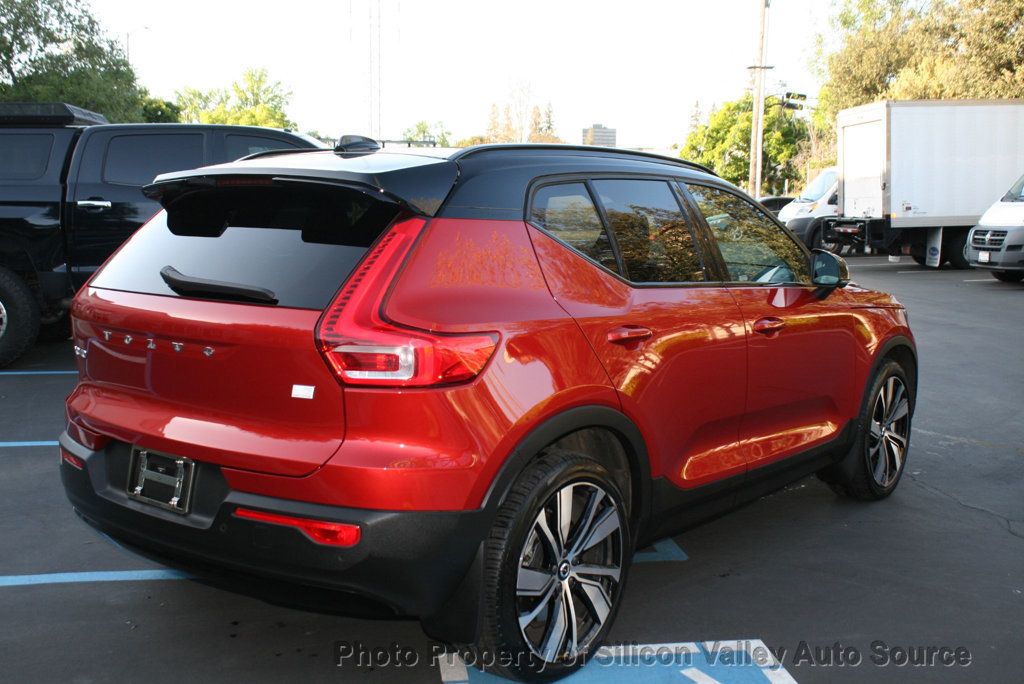 2021 Volvo XC40 Recharge P8 eAWD Pure Electric R-Design - 22404461 - 11