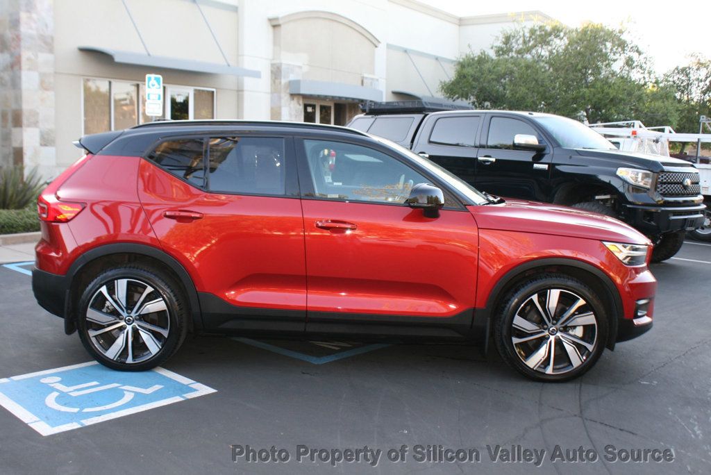 2021 Volvo XC40 Recharge P8 eAWD Pure Electric R-Design - 22404461 - 5