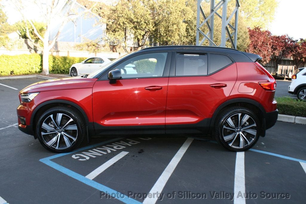 2021 Volvo XC40 Recharge P8 eAWD Pure Electric R-Design - 22404461 - 6