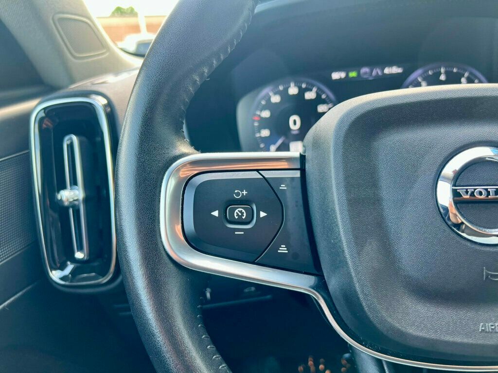 2021 Volvo XC40 T4 MOMENTUM - 22893130 - 17