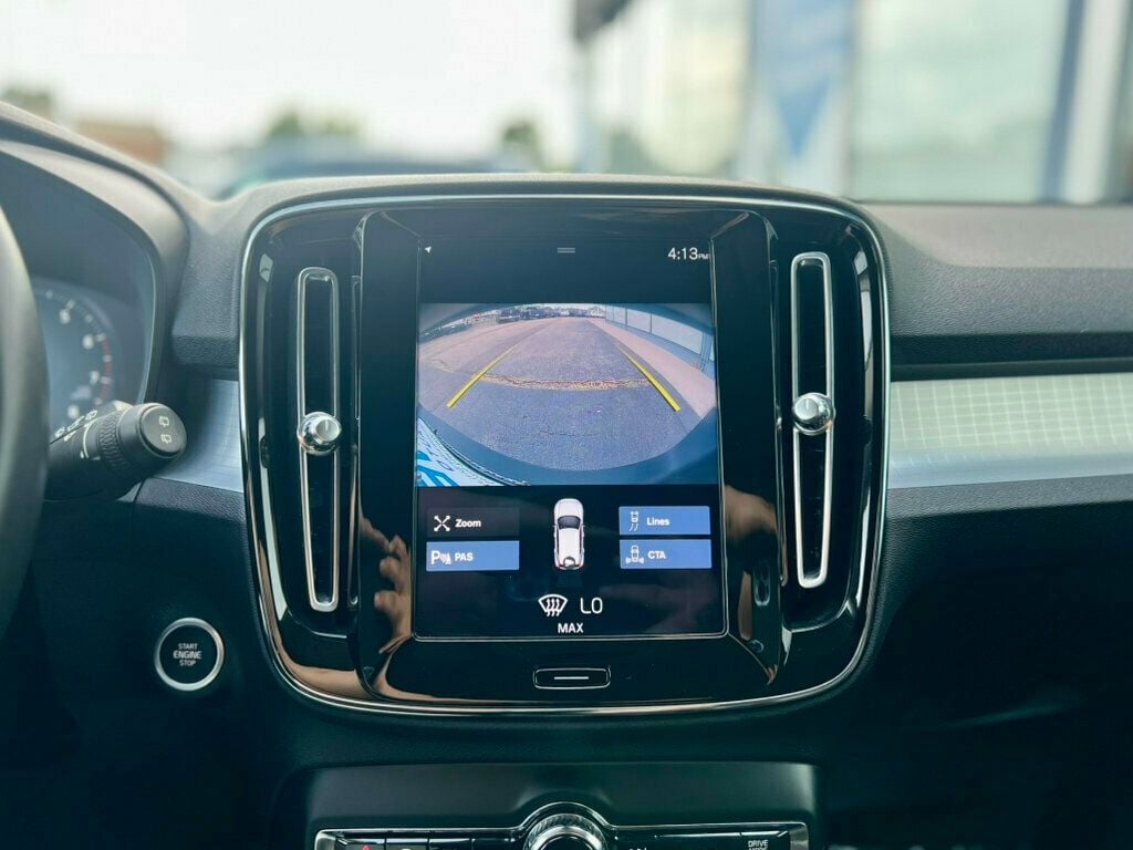 2021 Volvo XC40 T4 MOMENTUM - 22893130 - 24