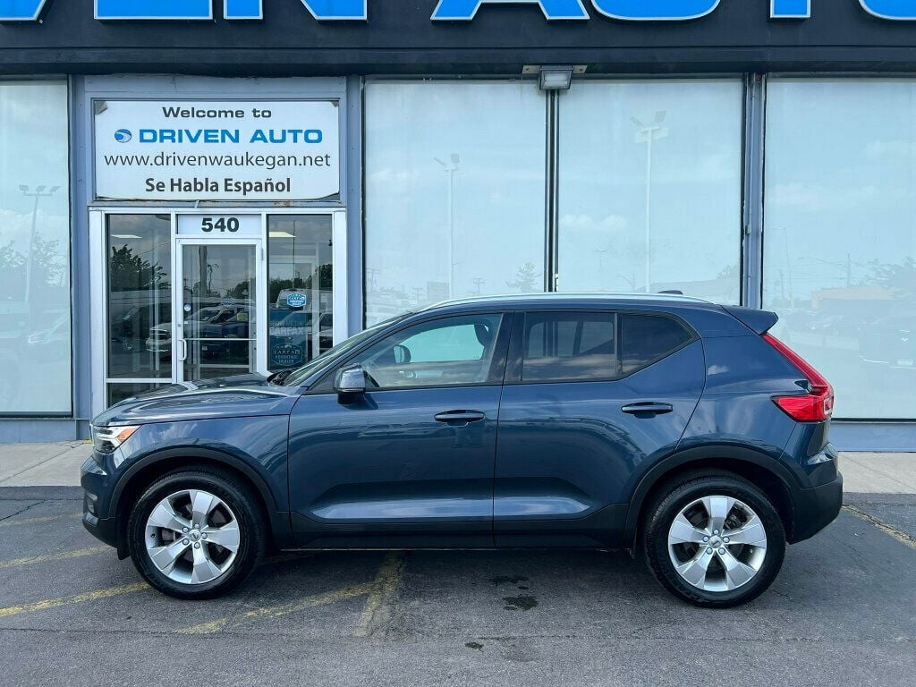 2021 Volvo XC40 T4 MOMENTUM - 22893130 - 29