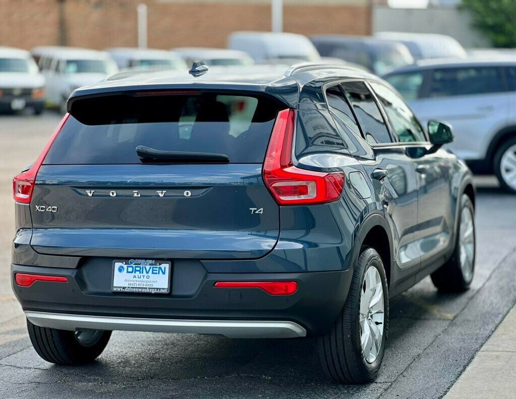 2021 Volvo XC40 T4 MOMENTUM - 22893130 - 4