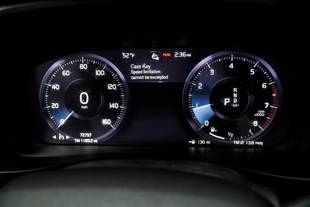 Volvo XC40 photo 29