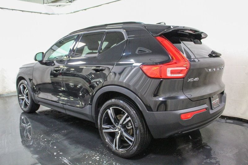 2021 Volvo XC40 T5 AWD R-Design - 22671484 - 1