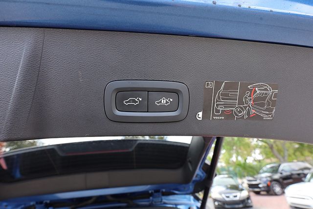 2021 VOLVO XC40 T5 AWD R-Design - 22992660 - 19