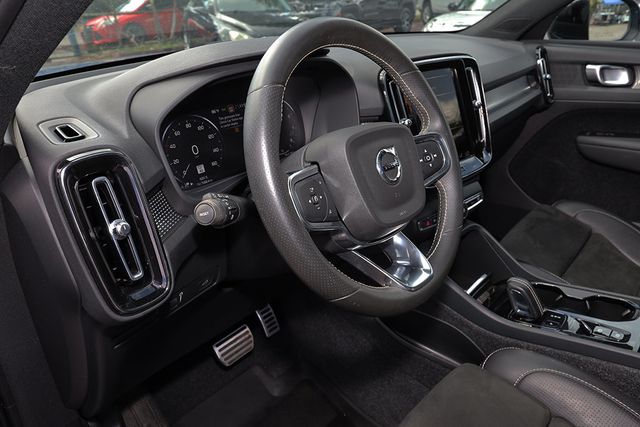 2021 VOLVO XC40 T5 AWD R-Design - 22992660 - 22