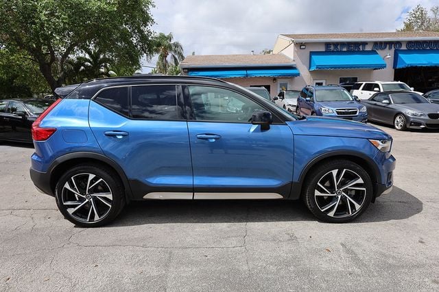 2021 VOLVO XC40 T5 AWD R-Design - 22992660 - 2