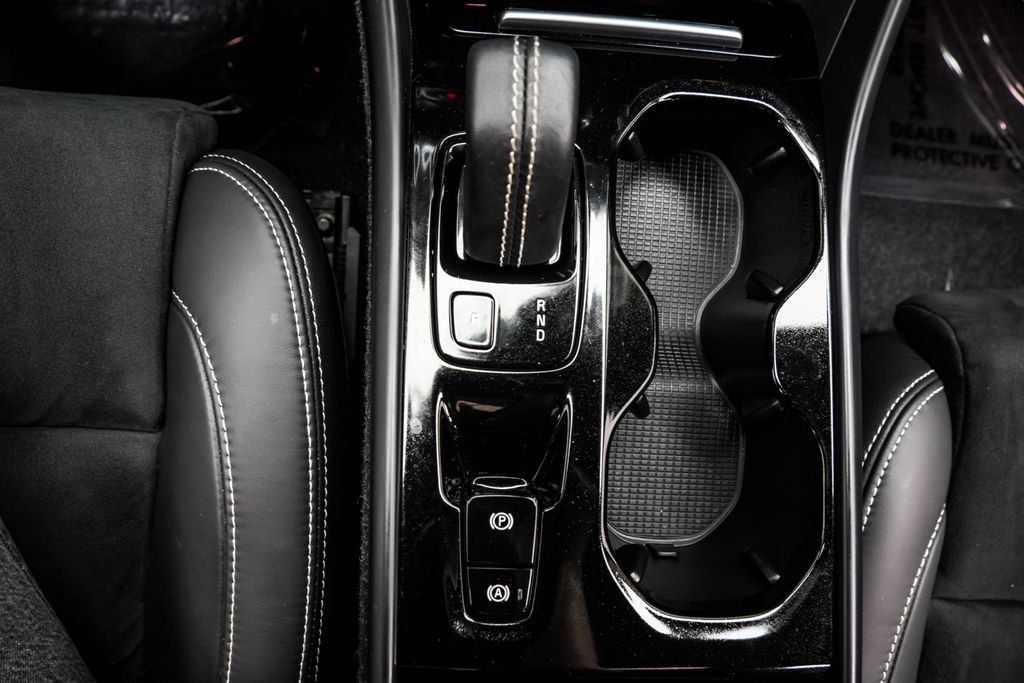 Volvo XC40 photo 25