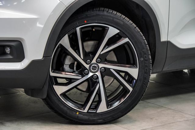2021 Volvo XC40 T5 AWD R-Design - 23043225 - 2
